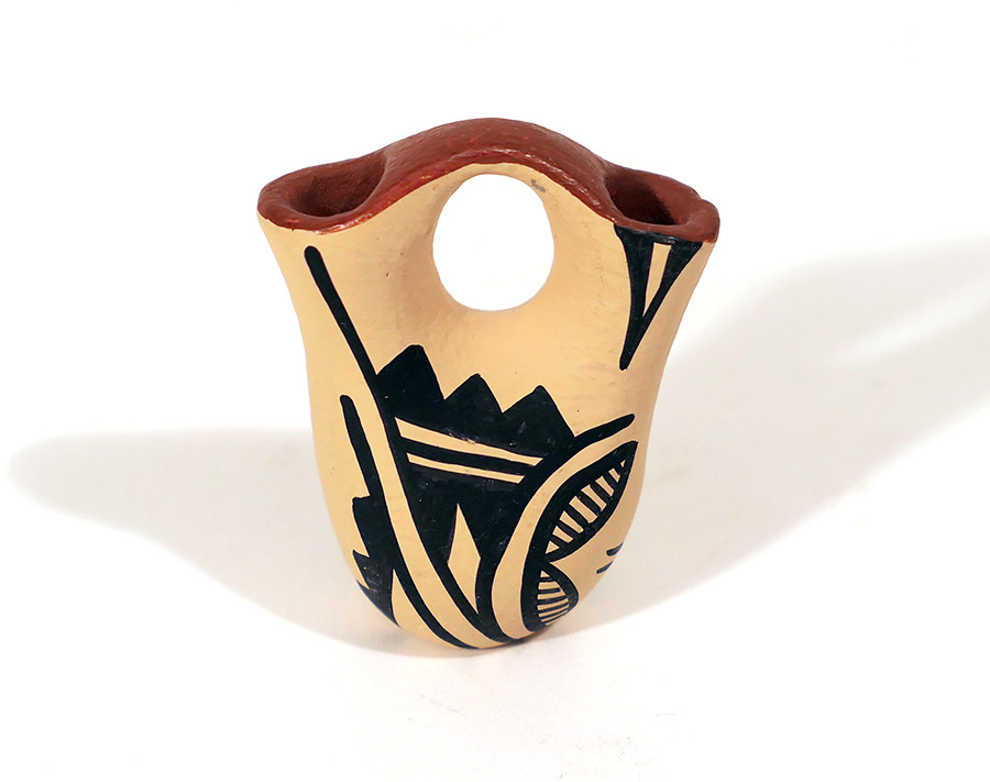 Bessie Yepa, Miniature Jemez Pueblo wedding vase Gorman Museum